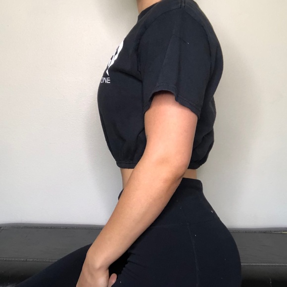 THRASHER Crop Top - Picture 2 of 2